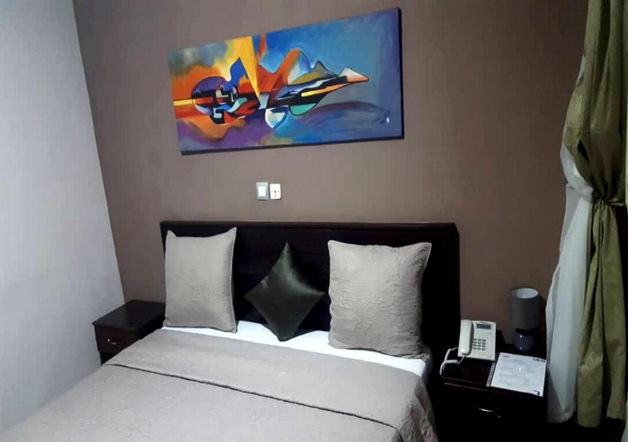 Benin City Center Hotel Cotonou Exteriör bild