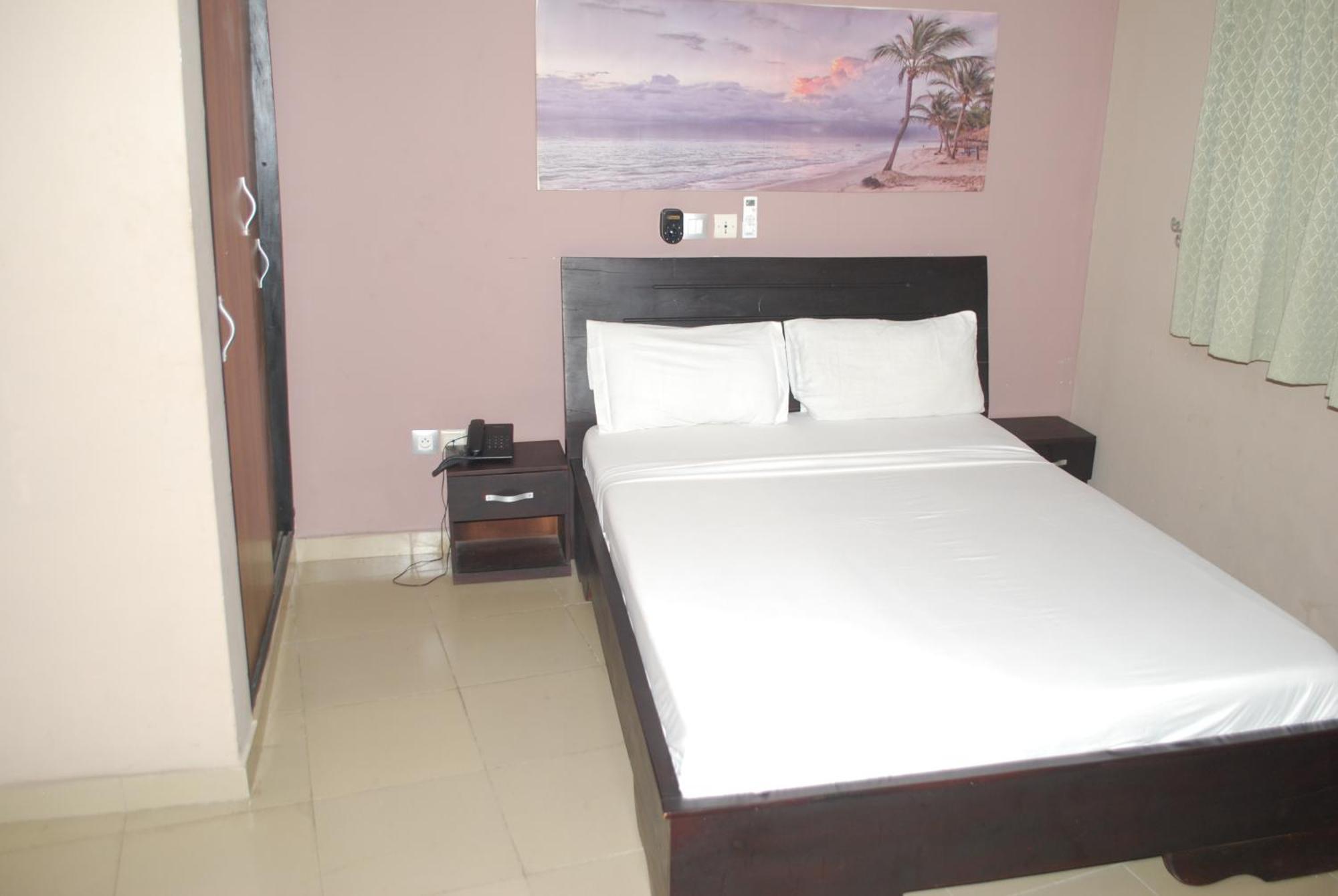 Benin City Center Hotel Cotonou Exteriör bild