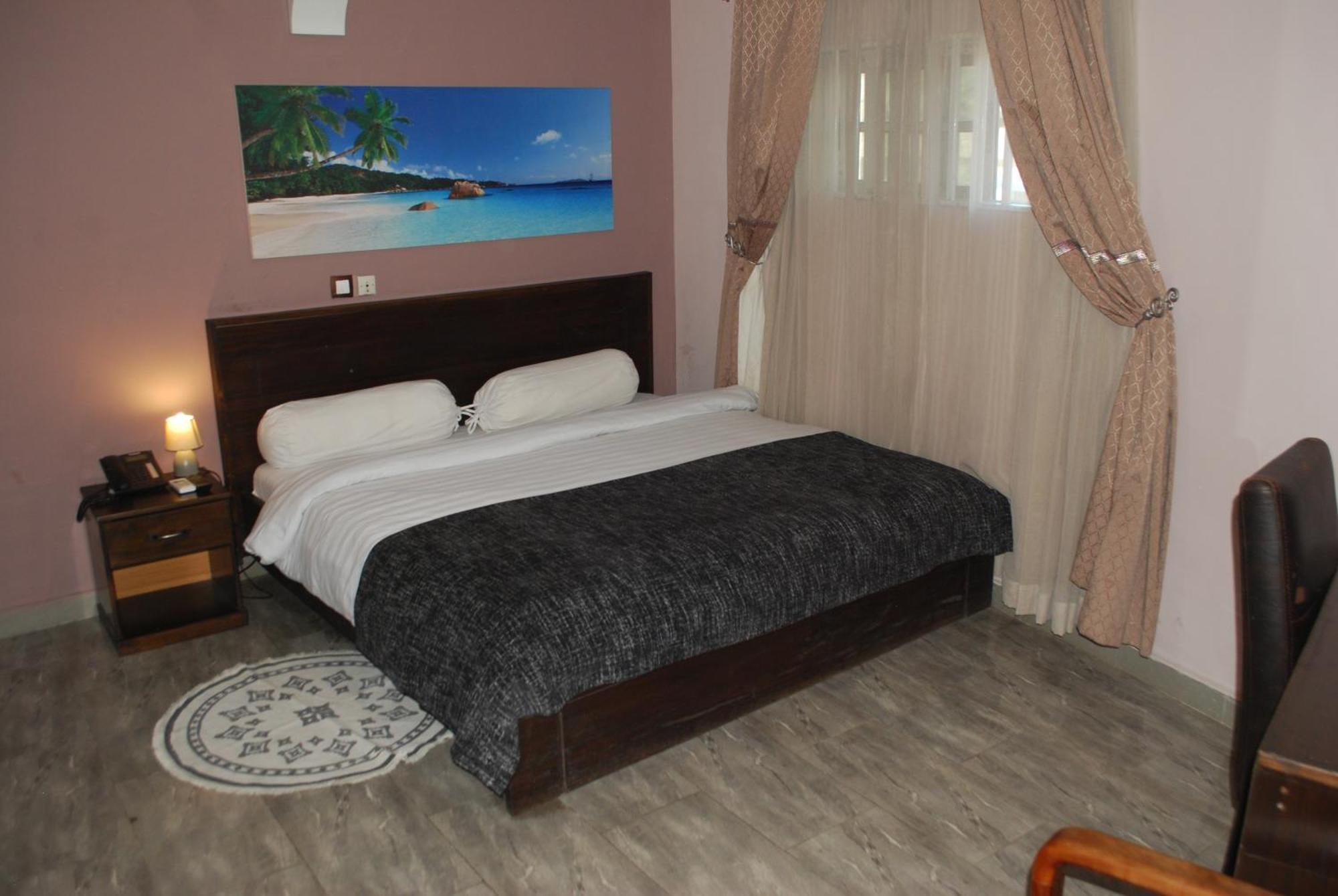 Benin City Center Hotel Cotonou Exteriör bild