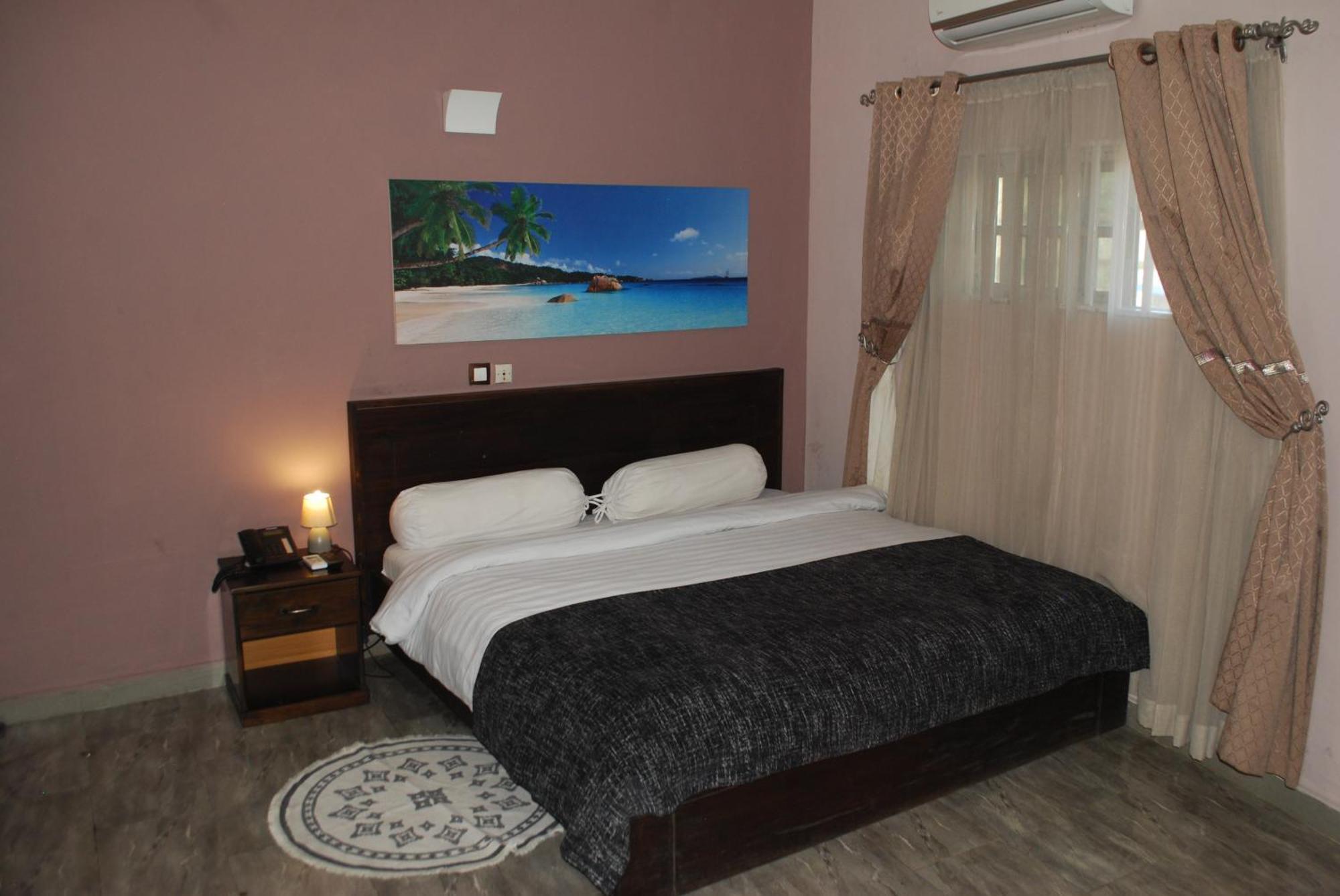 Benin City Center Hotel Cotonou Exteriör bild
